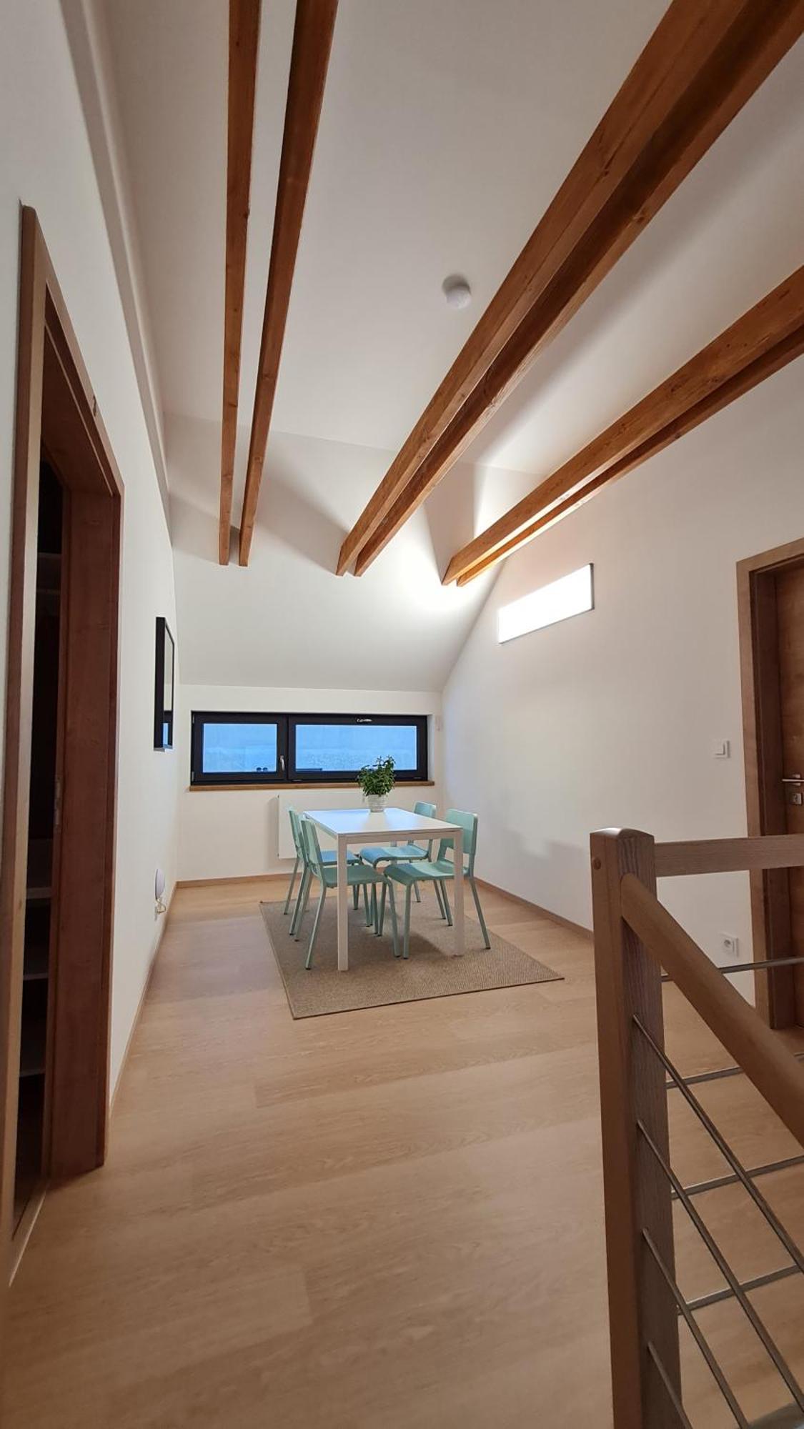 Apartmany Zamecka 伊莱姆尼采 外观 照片