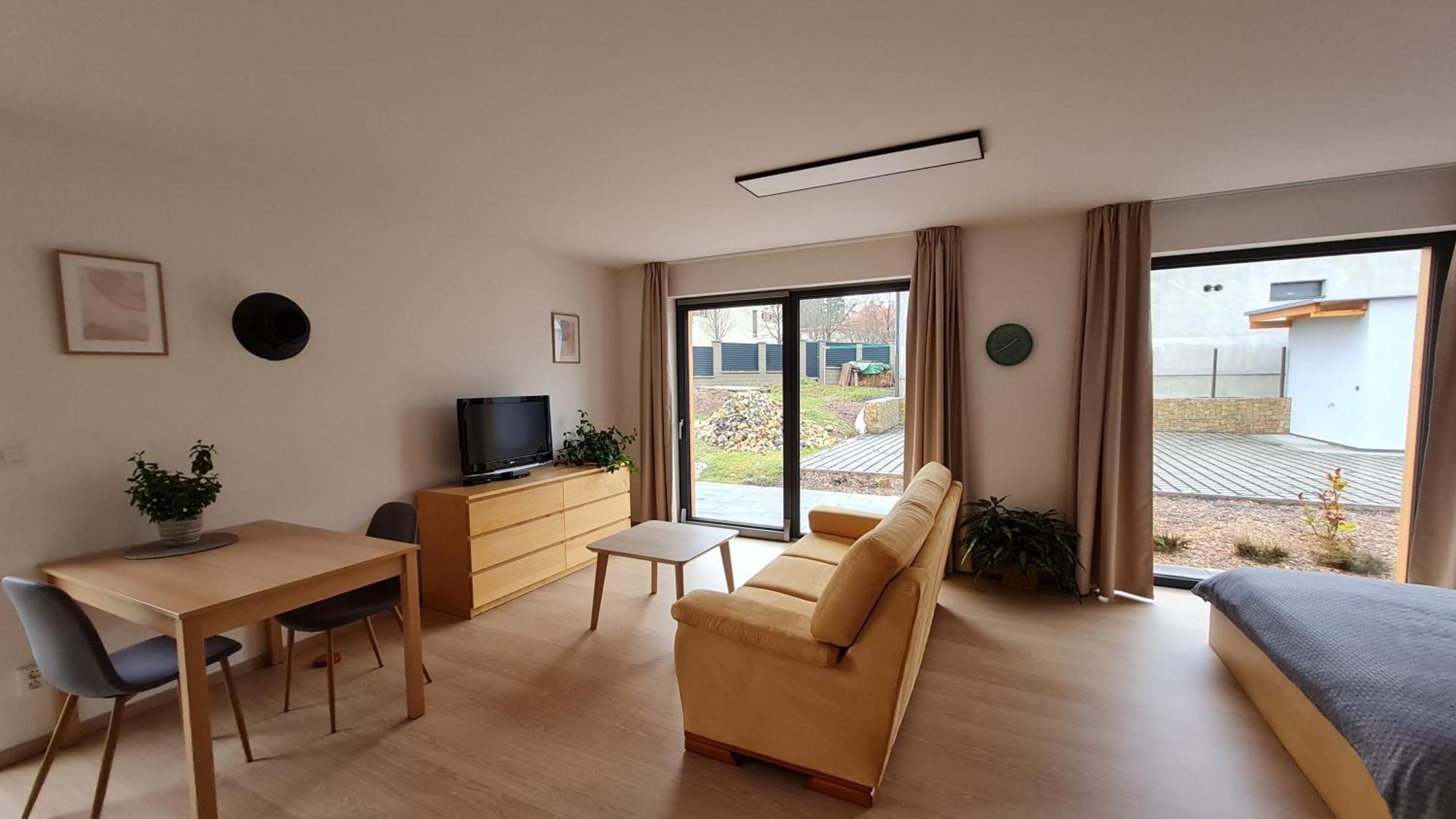Apartmany Zamecka 伊莱姆尼采 外观 照片